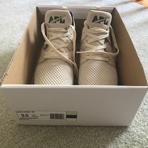 Women’s APL ascend